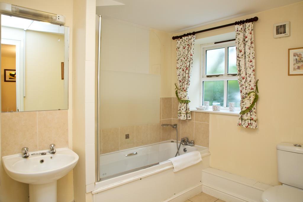Detling Coachhouse Bed & Breakfast Maidstone Exterior photo