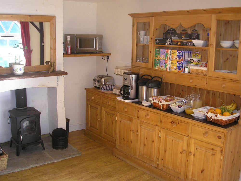 Detling Coachhouse Bed & Breakfast Maidstone Exterior photo
